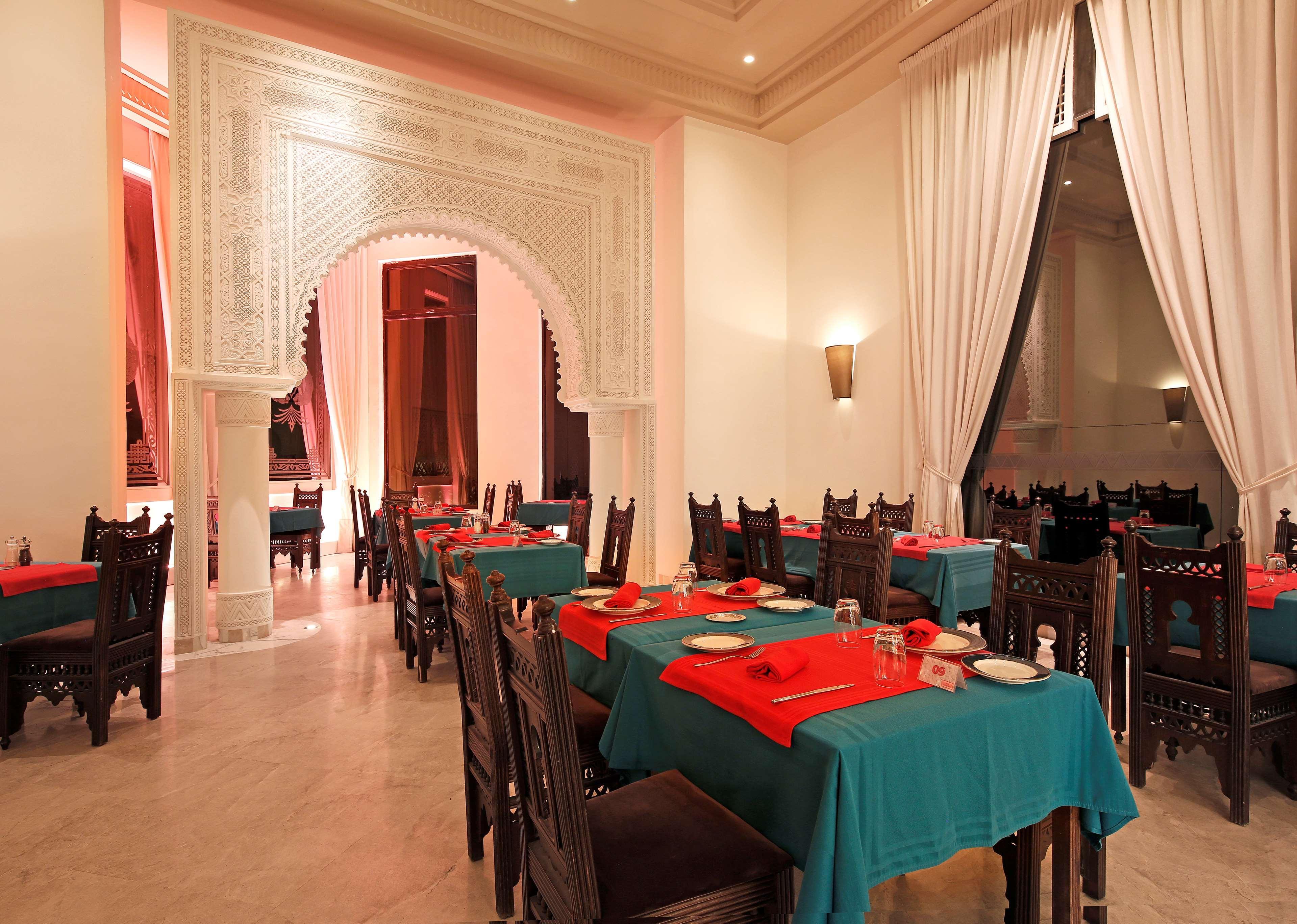 Radisson Blu Palace Resort & Thalasso, Djerba Mezraia Luaran gambar Restaurant in Marrakech, Morocco