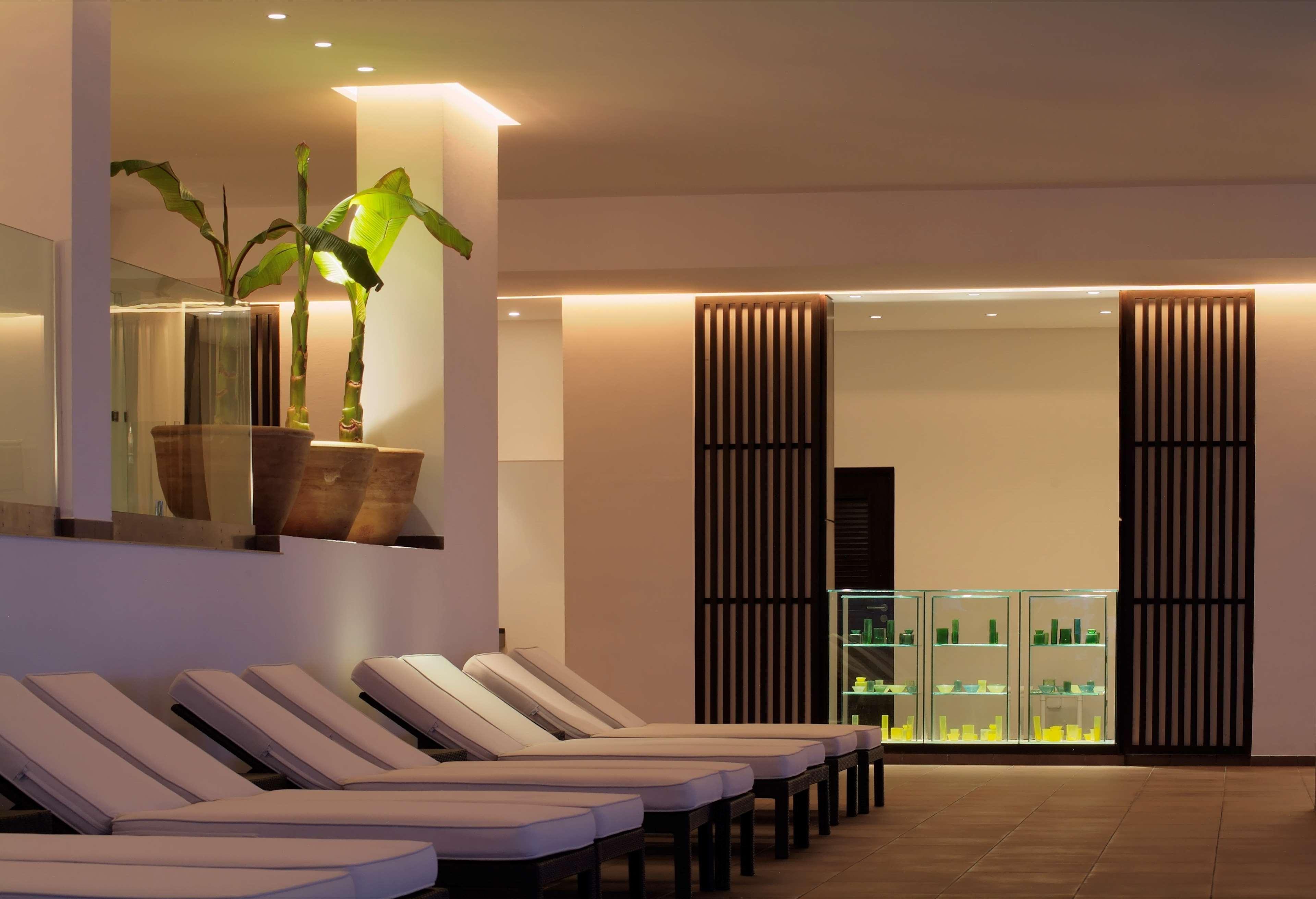 Radisson Blu Palace Resort & Thalasso, Djerba Mezraia Luaran gambar The spa at The Standard, East Village