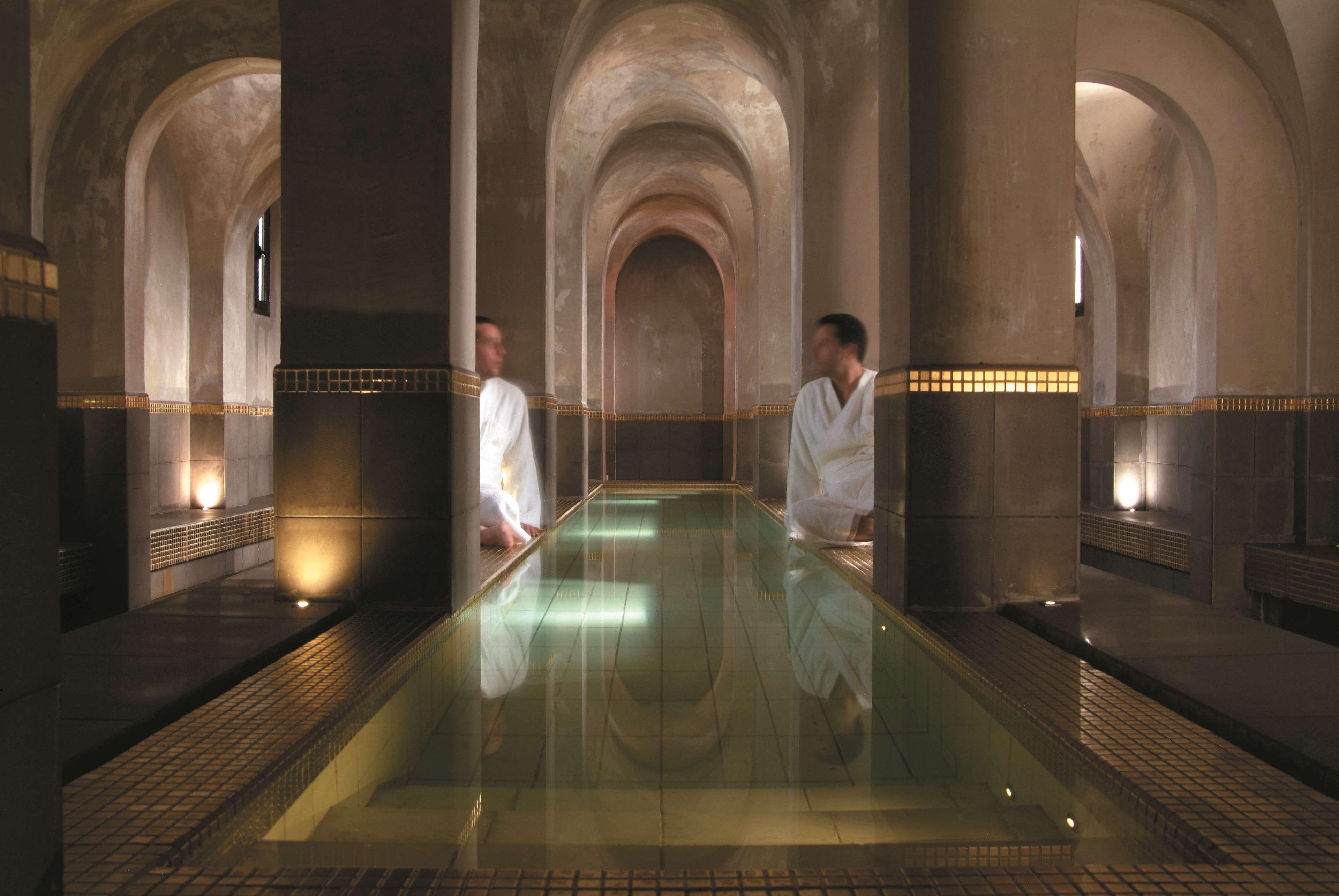 Radisson Blu Palace Resort & Thalasso, Djerba Mezraia Luaran gambar A hammam in Marrakech, Morocco