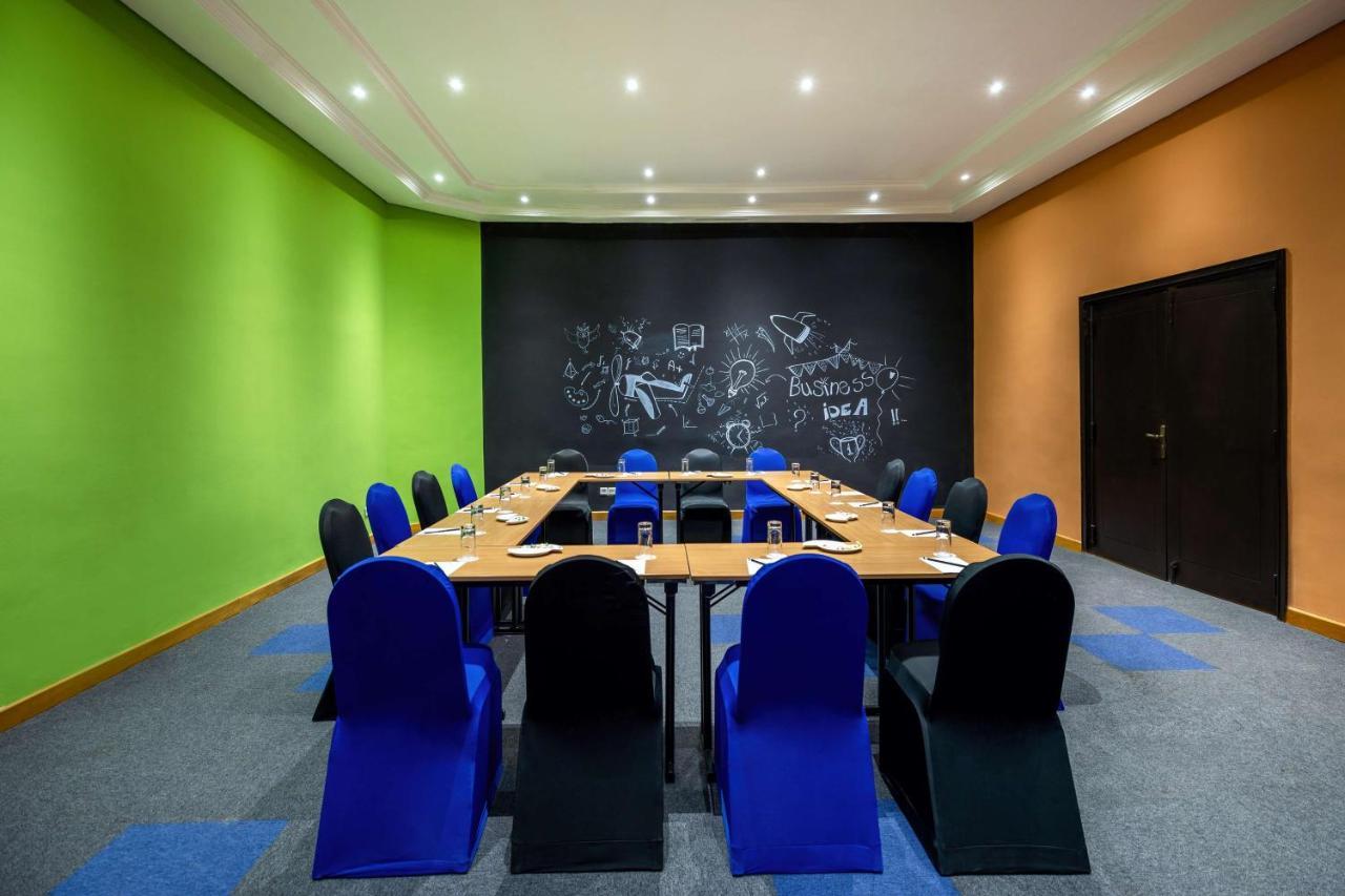 Radisson Blu Palace Resort & Thalasso, Djerba Mezraia Luaran gambar Meeting room